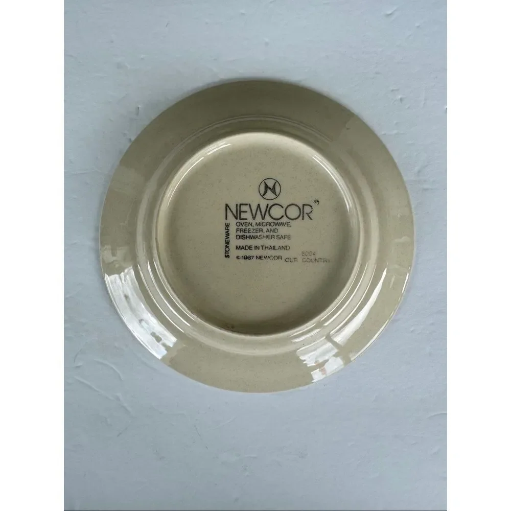 Newcor Stoneware Vintage OUR COUNTRY Pattern 7.5” Salad Plate 1987 Thailand 6004